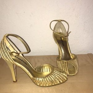 BEBE gold peep toe, strappy, & sequins dress shoes in excellent condition size 5